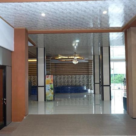 Grand Vella Hotel Пангкалпинанг Екстериор снимка