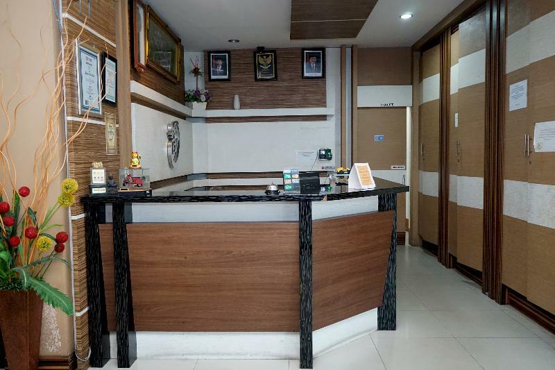 Grand Vella Hotel Пангкалпинанг Екстериор снимка