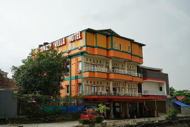 Grand Vella Hotel Пангкалпинанг Екстериор снимка