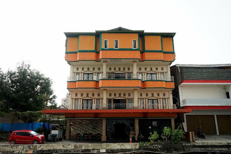 Grand Vella Hotel Пангкалпинанг Екстериор снимка