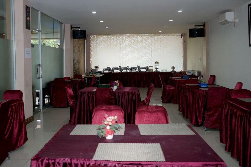 Grand Vella Hotel Пангкалпинанг Екстериор снимка