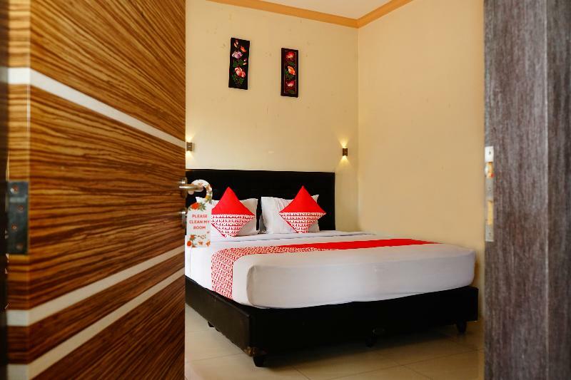 Grand Vella Hotel Пангкалпинанг Екстериор снимка