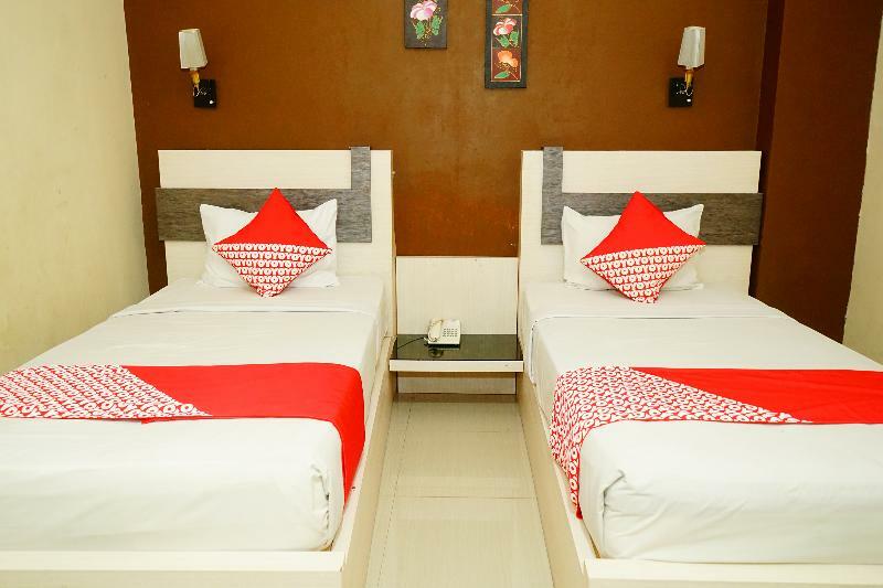 Grand Vella Hotel Пангкалпинанг Екстериор снимка