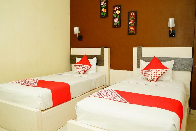 Grand Vella Hotel Пангкалпинанг Екстериор снимка